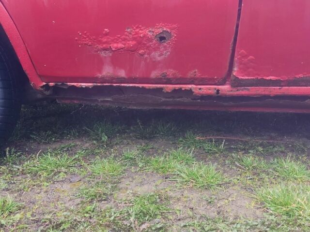 Мицубиси Лансер 1986 в Лубнах на Automoto.ua Красный Мицубиси Лансер, объемом двигателя 0 л и пробегом 460 тыс. км за 286 $, фото 6 на Automoto.ua