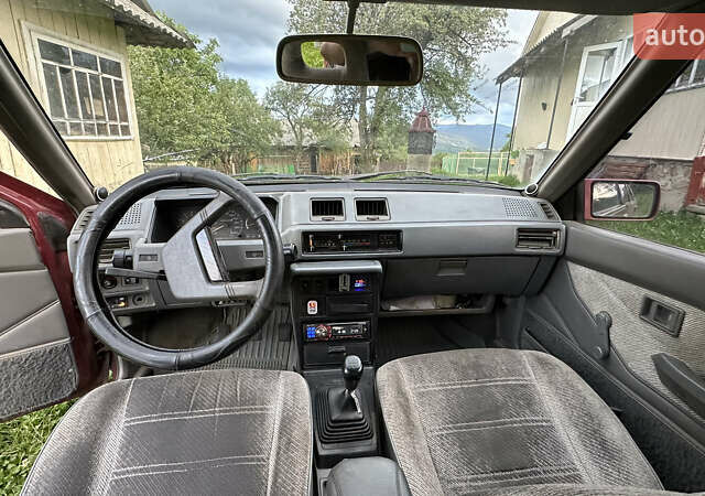 Червоний Міцубісі Lancer, об'ємом двигуна 1.5 л та пробігом 326 тис. км за 800 $, фото 5 на Automoto.ua