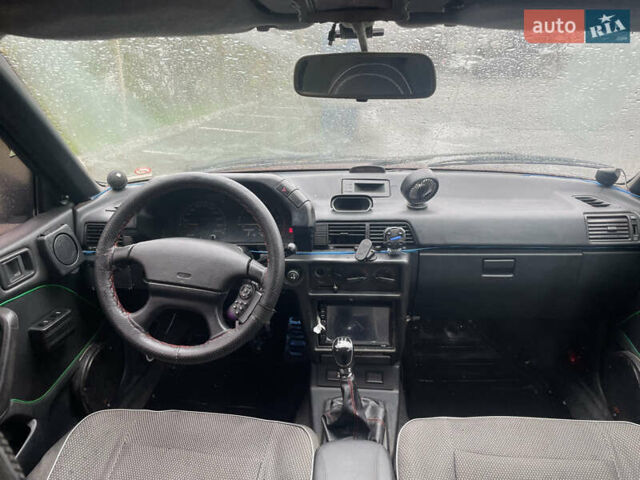 Красный Мицубиси Лансер, объемом двигателя 1.2 л и пробегом 220 тыс. км за 1300 $, фото 4 на Automoto.ua