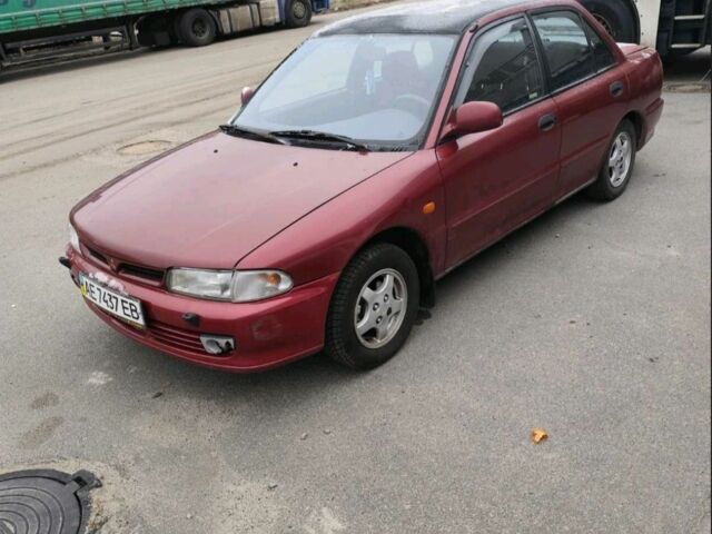 Красный Мицубиси Лансер, объемом двигателя 1.6 л и пробегом 233 тыс. км за 1986 $, фото 1 на Automoto.ua