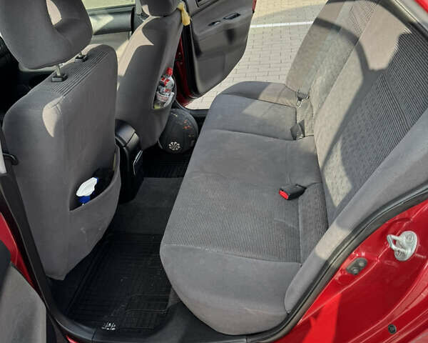 Червоний Міцубісі Lancer, об'ємом двигуна 1.58 л та пробігом 271 тис. км за 4100 $, фото 8 на Automoto.ua