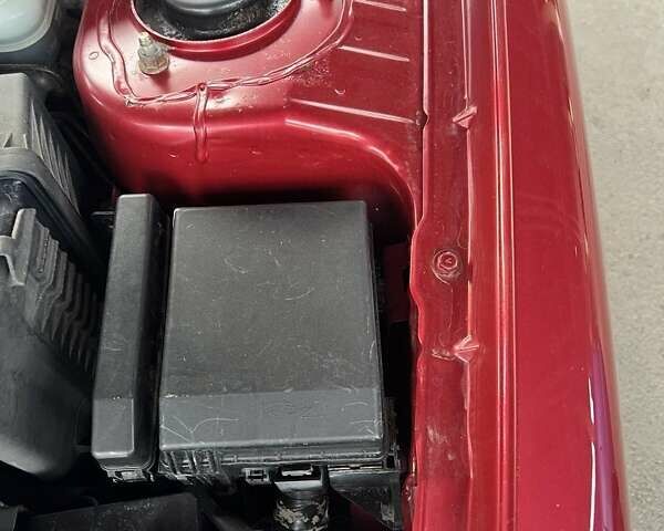 Красный Мицубиси Лансер, объемом двигателя 1.58 л и пробегом 250 тыс. км за 3999 $, фото 14 на Automoto.ua