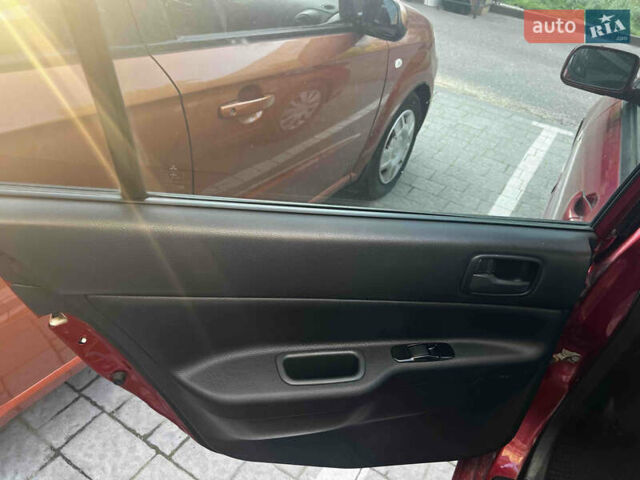 Красный Мицубиси Лансер, объемом двигателя 1.6 л и пробегом 312 тыс. км за 4600 $, фото 6 на Automoto.ua