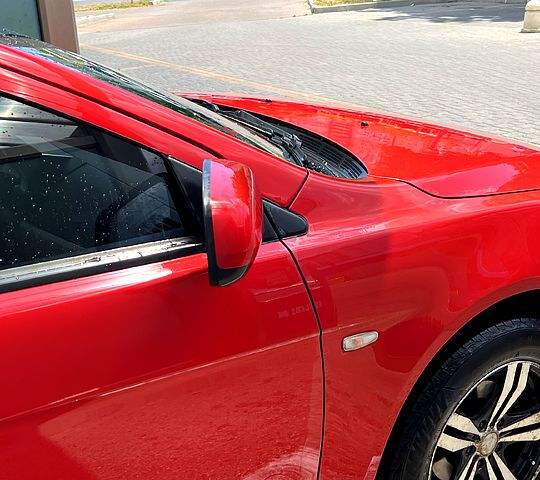 Красный Мицубиси Лансер, объемом двигателя 1.5 л и пробегом 145 тыс. км за 6500 $, фото 5 на Automoto.ua