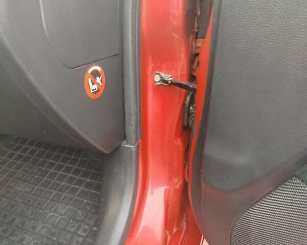 Червоний Міцубісі Lancer, об'ємом двигуна 1.6 л та пробігом 330 тис. км за 4350 $, фото 9 на Automoto.ua