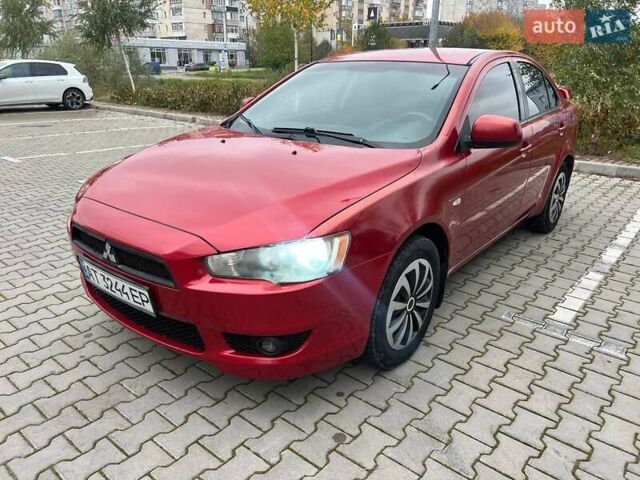 Красный Мицубиси Лансер, объемом двигателя 1.5 л и пробегом 207 тыс. км за 4500 $, фото 3 на Automoto.ua