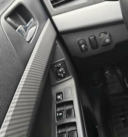 Червоний Міцубісі Lancer, об'ємом двигуна 2 л та пробігом 186 тис. км за 5600 $, фото 14 на Automoto.ua