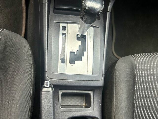 Червоний Міцубісі Lancer, об'ємом двигуна 2 л та пробігом 184 тис. км за 5999 $, фото 8 на Automoto.ua