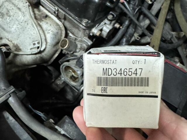 Красный Мицубиси Лансер, объемом двигателя 1.6 л и пробегом 285 тыс. км за 3650 $, фото 18 на Automoto.ua