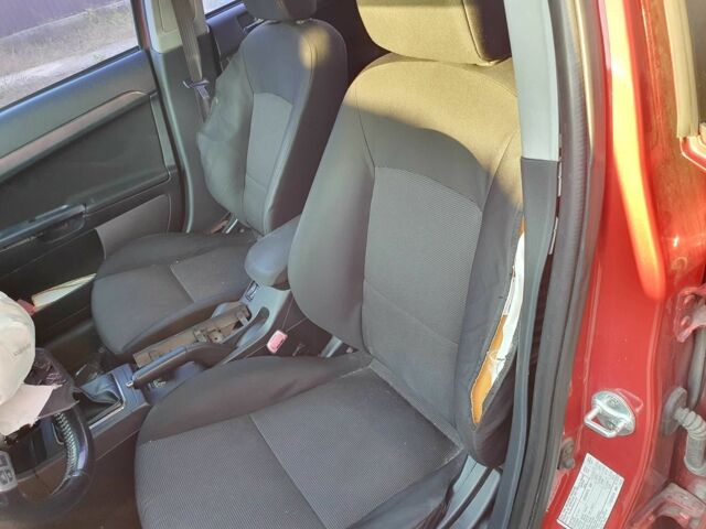 Красный Мицубиси Лансер, объемом двигателя 2 л и пробегом 406 тыс. км за 2750 $, фото 14 на Automoto.ua