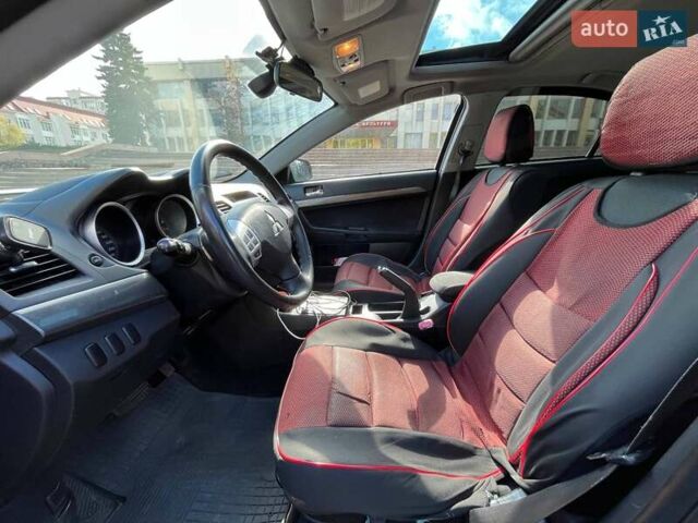 Мицубиси Лансер 2008 в Николаеве на Automoto.ua Красный Мицубиси Лансер, объемом двигателя 1.5 л и пробегом 120 тыс. км за 7000 $, фото 3 на Automoto.ua