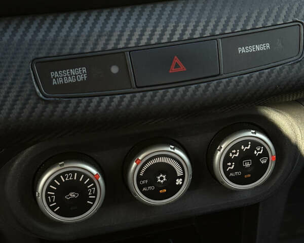 Червоний Міцубісі Lancer, об'ємом двигуна 2 л та пробігом 215 тис. км за 6500 $, фото 23 на Automoto.ua