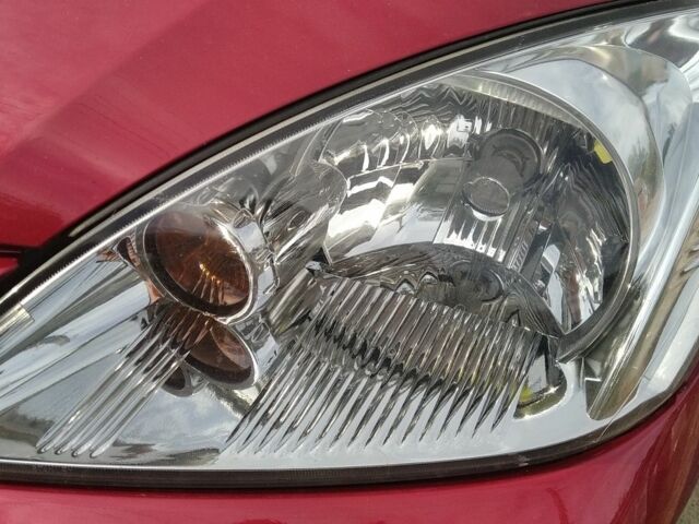 Червоний Міцубісі Lancer, об'ємом двигуна 1.6 л та пробігом 141 тис. км за 4000 $, фото 7 на Automoto.ua