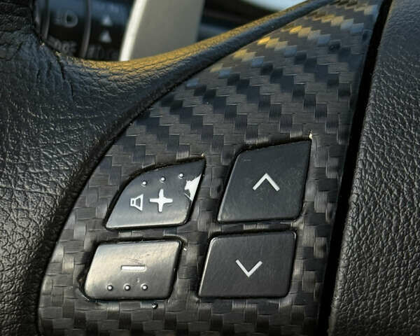 Червоний Міцубісі Lancer, об'ємом двигуна 2 л та пробігом 215 тис. км за 6500 $, фото 17 на Automoto.ua