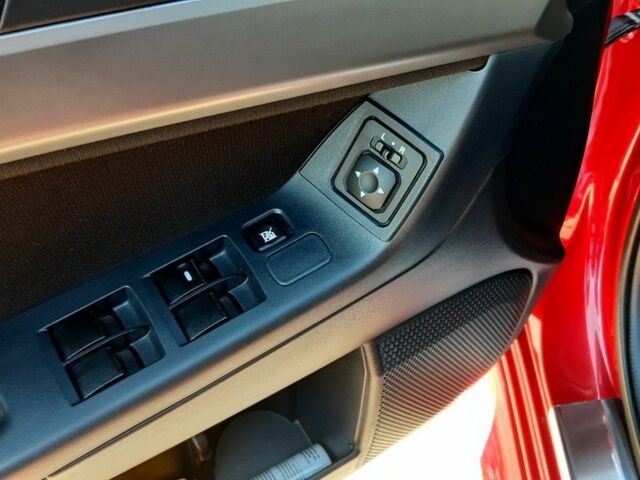 Красный Мицубиси Лансер, объемом двигателя 2 л и пробегом 110 тыс. км за 7500 $, фото 22 на Automoto.ua