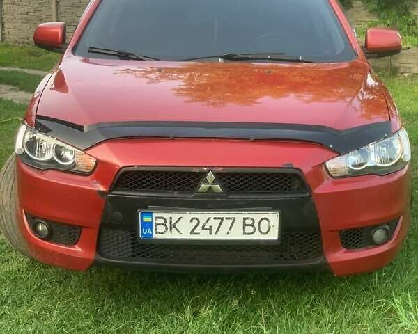 Красный Мицубиси Лансер, объемом двигателя 1.5 л и пробегом 270 тыс. км за 4999 $, фото 3 на Automoto.ua