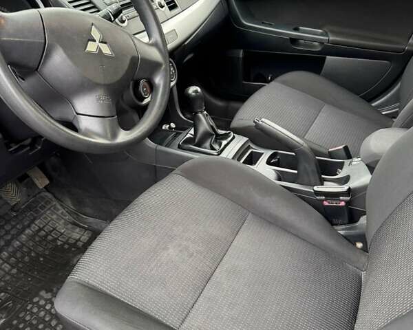 Червоний Міцубісі Lancer, об'ємом двигуна 1.5 л та пробігом 190 тис. км за 6700 $, фото 16 на Automoto.ua