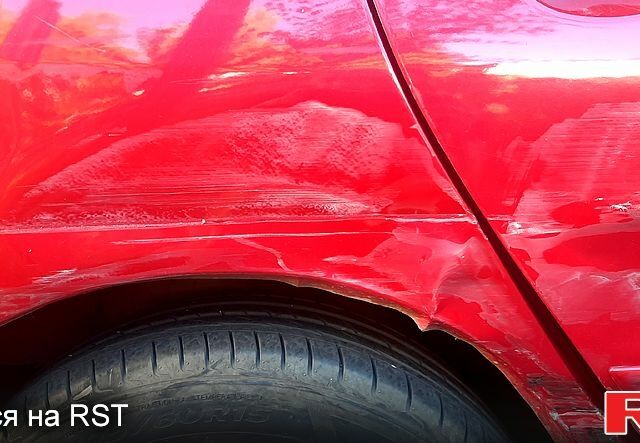 Червоний Міцубісі Lancer, об'ємом двигуна 1.6 л та пробігом 266 тис. км за 2900 $, фото 4 на Automoto.ua