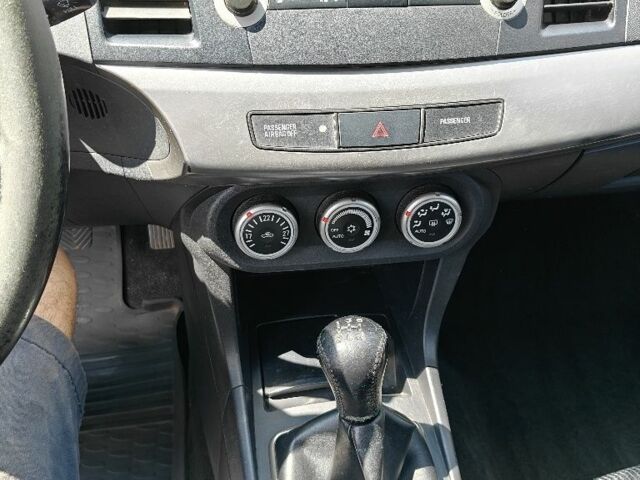 Червоний Міцубісі Lancer, об'ємом двигуна 0 л та пробігом 144 тис. км за 5600 $, фото 7 на Automoto.ua