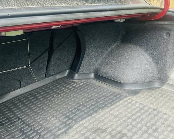 Червоний Міцубісі Lancer, об'ємом двигуна 1.58 л та пробігом 132 тис. км за 5300 $, фото 20 на Automoto.ua