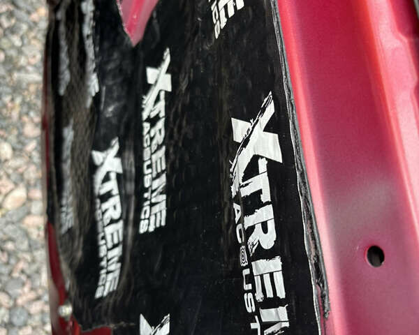 Красный Мицубиси Лансер, объемом двигателя 2 л и пробегом 121 тыс. км за 8700 $, фото 24 на Automoto.ua