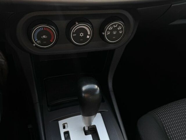 Красный Мицубиси Лансер, объемом двигателя 2 л и пробегом 215 тыс. км за 5999 $, фото 13 на Automoto.ua