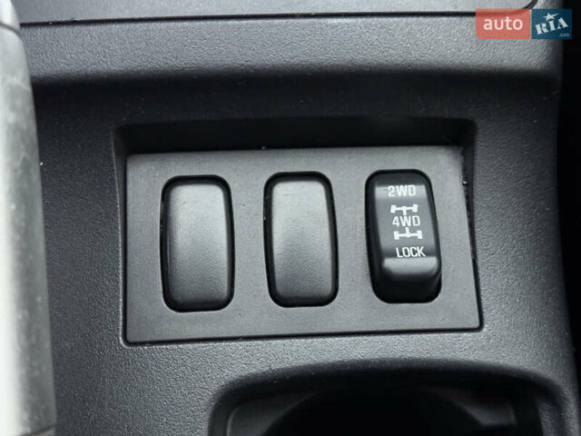 Червоний Міцубісі Lancer, об'ємом двигуна 2.36 л та пробігом 175 тис. км за 7999 $, фото 17 на Automoto.ua