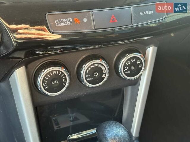 Червоний Міцубісі Lancer, об'ємом двигуна 2 л та пробігом 198 тис. км за 9690 $, фото 19 на Automoto.ua