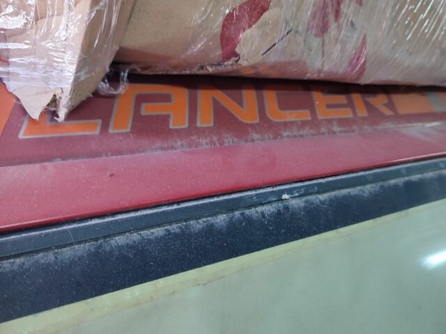 Красный Мицубиси Лансер, объемом двигателя 0 л и пробегом 250 тыс. км за 450 $, фото 4 на Automoto.ua