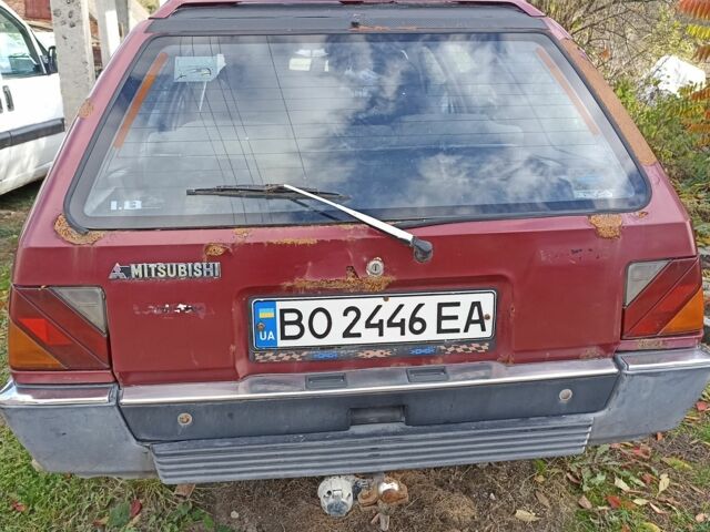 Міцубісі Lancer 1986 у Тернополі на Automoto.ua Червоний Міцубісі Lancer, об'ємом двигуна 1.8 л та пробігом 444 тис. км за 699 $, фото 2 на Automoto.ua