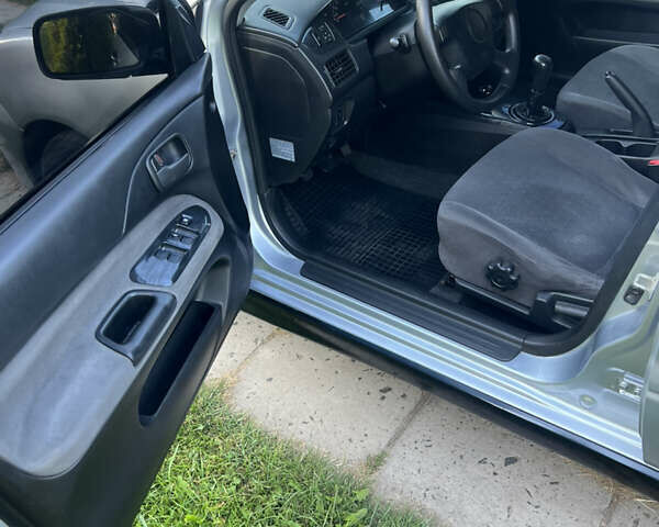 Мицубиси Лансер, объемом двигателя 1.6 л и пробегом 292 тыс. км за 4300 $, фото 10 на Automoto.ua