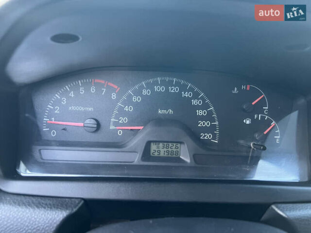 Мицубиси Лансер, объемом двигателя 1.6 л и пробегом 292 тыс. км за 4300 $, фото 12 на Automoto.ua