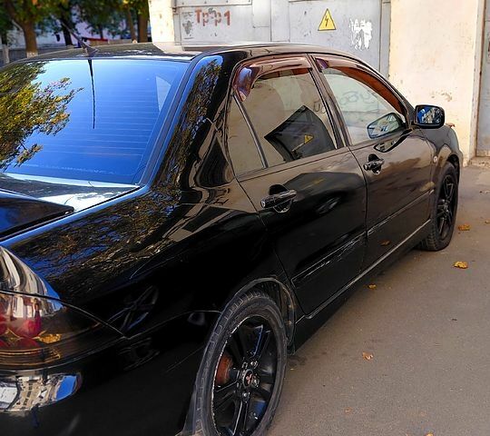 Мицубиси Лансер, объемом двигателя 2 л и пробегом 0 тыс. км за 2000 $, фото 2 на Automoto.ua
