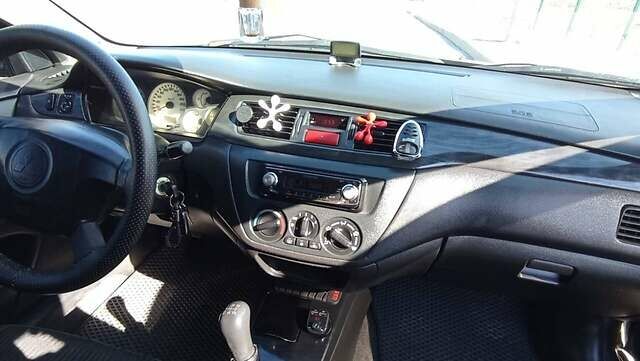 Міцубісі Lancer, об'ємом двигуна 1.6 л та пробігом 284 тис. км за 4200 $, фото 7 на Automoto.ua