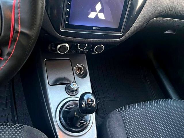 Мицубиси Лансер 2006 в Днепре (Днепропетровске) на Automoto.ua Мицубиси Лансер, объемом двигателя 1.6 л и пробегом 400 тыс. км за 3500 $, фото 4 на Automoto.ua