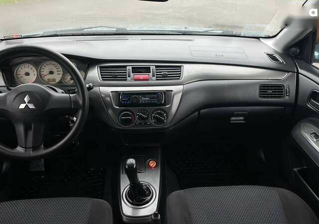 Мицубиси Лансер, объемом двигателя 1.6 л и пробегом 262 тыс. км за 3999 $, фото 15 на Automoto.ua