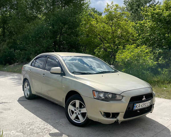 Міцубісі Lancer, об'ємом двигуна 2 л та пробігом 253 тис. км за 5199 $, фото 6 на Automoto.ua