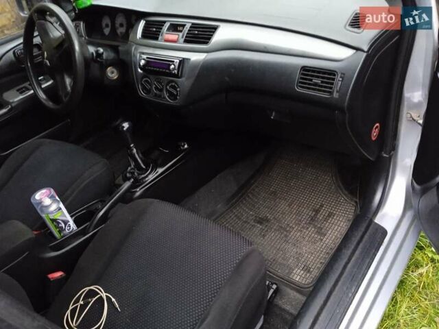 Мицубиси Лансер, объемом двигателя 0 л и пробегом 450 тыс. км за 2999 $, фото 6 на Automoto.ua