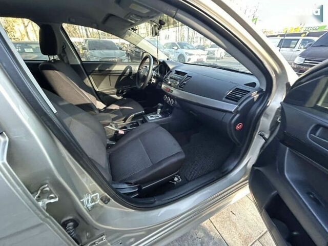 Міцубісі Lancer, об'ємом двигуна 2 л та пробігом 250 тис. км за 8400 $, фото 27 на Automoto.ua