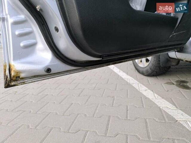Мицубиси Лансер, объемом двигателя 1.6 л и пробегом 299 тыс. км за 2700 $, фото 31 на Automoto.ua
