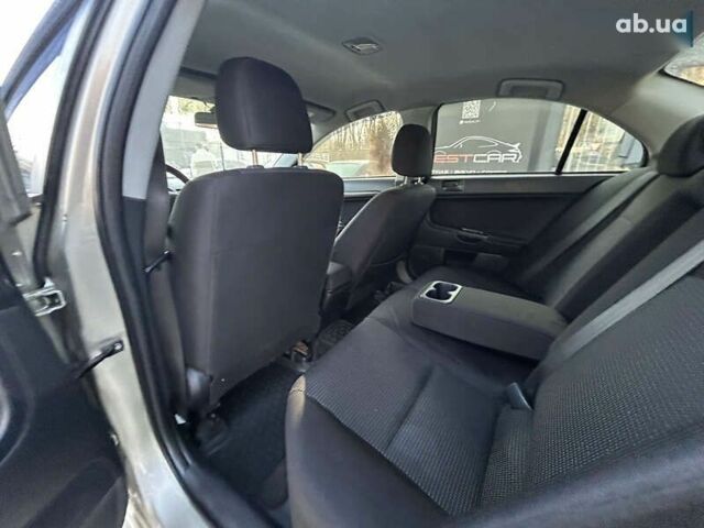 Міцубісі Lancer, об'ємом двигуна 2 л та пробігом 250 тис. км за 8400 $, фото 21 на Automoto.ua