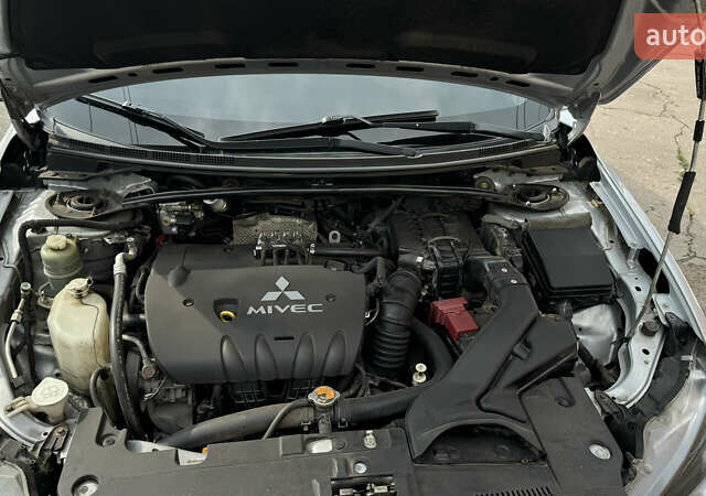 Мицубиси Лансер, объемом двигателя 2 л и пробегом 195 тыс. км за 7300 $, фото 17 на Automoto.ua