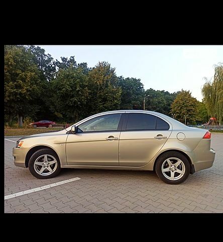 Міцубісі Lancer, об'ємом двигуна 1.5 л та пробігом 206 тис. км за 6700 $, фото 5 на Automoto.ua