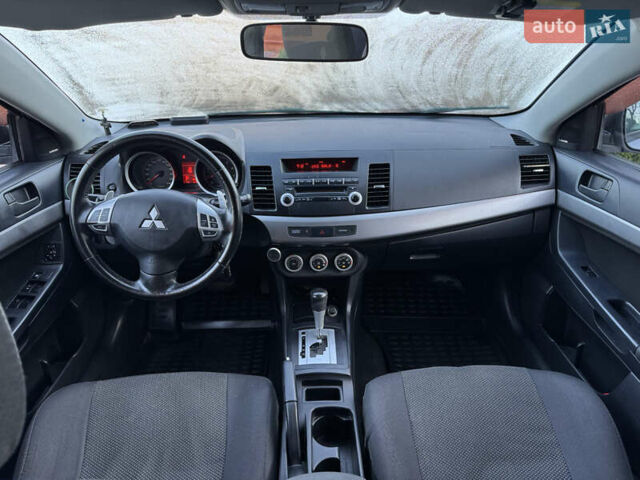 Міцубісі Lancer, об'ємом двигуна 2 л та пробігом 235 тис. км за 7500 $, фото 6 на Automoto.ua