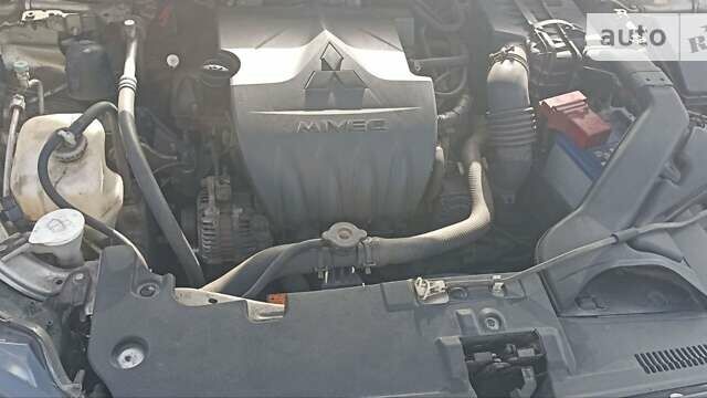 Мицубиси Лансер, объемом двигателя 1.5 л и пробегом 265 тыс. км за 7000 $, фото 25 на Automoto.ua