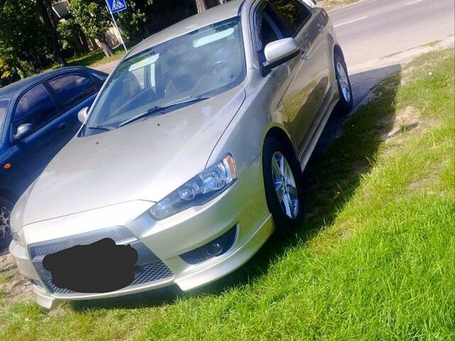 Мицубиси Лансер, объемом двигателя 2 л и пробегом 100 тыс. км за 8700 $, фото 2 на Automoto.ua