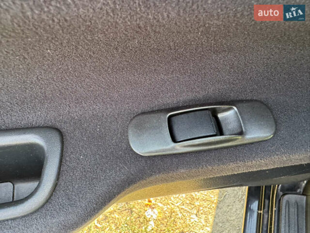 Міцубісі Lancer, об'ємом двигуна 1.6 л та пробігом 126 тис. км за 6199 $, фото 21 на Automoto.ua
