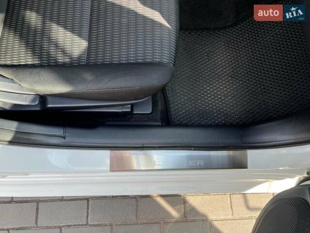 Мицубиси Лансер, объемом двигателя 2.36 л и пробегом 273 тыс. км за 9500 $, фото 6 на Automoto.ua