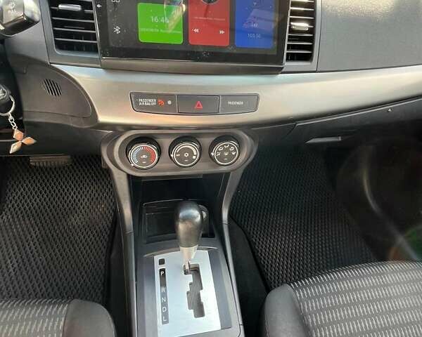 Мицубиси Лансер, объемом двигателя 2.36 л и пробегом 273 тыс. км за 9500 $, фото 14 на Automoto.ua