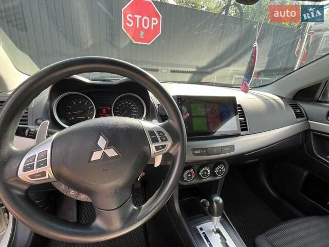 Мицубиси Лансер, объемом двигателя 2.36 л и пробегом 273 тыс. км за 9500 $, фото 13 на Automoto.ua